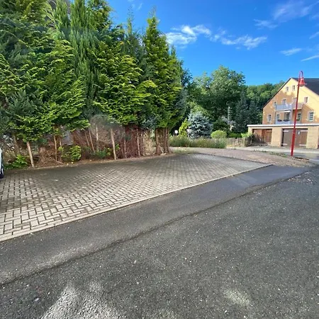 Geraeumige Ferienwohnung Im Gruenen Lichtenstein  Exterior photo